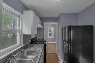 588 S Waverly St, Columbus, OH 43213 - Photo 8