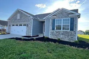 161 Poe Ave, Lithopolis, OH 43136 - Photo 2