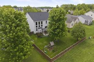 247 Harmony Dr, Delaware, OH 43015 - Photo 8