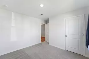3040 Wyntree Dr, Columbus, OH 43232 - Photo 8
