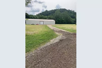 8605 Mt Vernon Road, Saint Louisville, OH 43071 - Photo 2