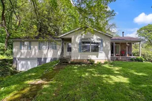 1996 Bauman Hill Rd SE, Lancaster, OH 43130 - Photo 2