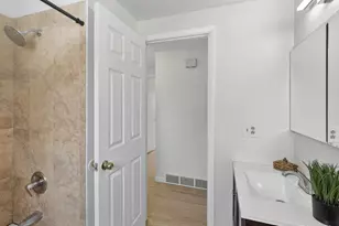 2378 Lisbon Dr, Columbus, OH 43232 - Photo 20