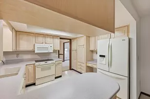 98 Walcreek Dr W, Gahanna, OH 43230 - Photo 24