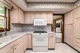 98 Walcreek Dr W, Columbus, OH 43230 - Photo 22