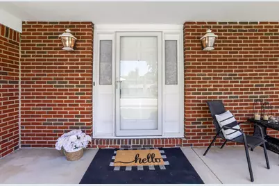 559 Waterbury Boulevard, Columbus, OH 43230 - Photo 2