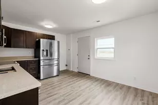 2804 Grasmere Ave, Columbus, OH 43211 - Photo 8