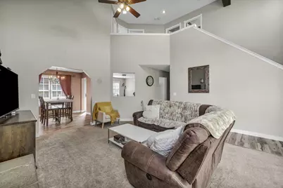 850 Fairway Drive, Howard, OH 43028 - Photo 12