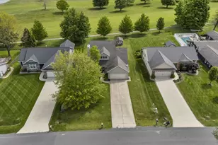 850 Fairway Dr, Howard, OH 43028 - Photo 8