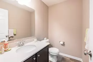 6431 W Mohican Dr, Powell, OH 43065 - Photo 10