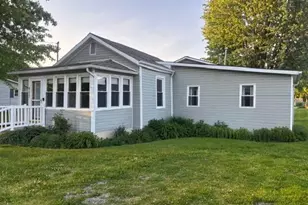 403 E Buckeye St, Belle Center, OH 43310 - Photo 2
