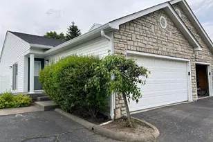 4689 Parrau Dr, Columbus, OH 43228 - Photo 22