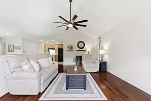 5078 Calais Dr, Columbus, OH 43221 - Photo 4