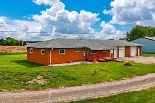 9672 Schoolhouse Rd NW, Canal Winchester, OH 43110 - Photo 2