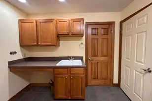 1060 Damon Dr, Washington Court House, OH 43160 - Photo 16