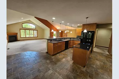1060 Damon Drive, Washington Court House, OH 43160 - Photo 12