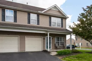 731 Park Ct, Columbus, OH 43230 - Photo 2