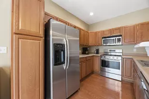 731 Park Ct, Columbus, OH 43230 - Photo 12