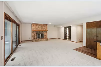 3155 Griggsview Court, Columbus, OH 43221 - Photo 8