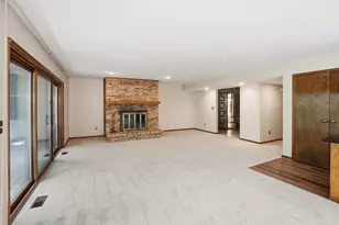 3155 Griggsview Ct, Columbus, OH 43221 - Photo 8