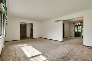 314 E Woodside Dr, Gambier, OH 43022 - Photo 6