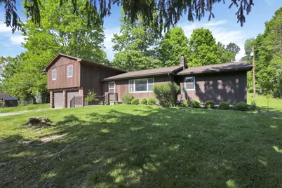 314 E Woodside Drive, Gambier, OH 43022 - Photo 2
