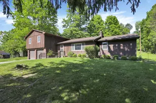 314 E Woodside Dr, Gambier, OH 43022 - Photo 2