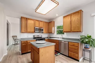 2037 Kingman Ct, Lewis Center, OH 43035 - Photo 12