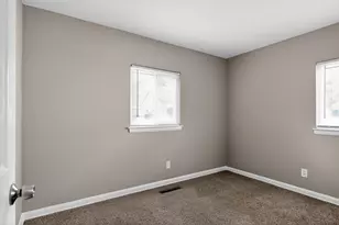 329 S Weyant Ave, Columbus, OH 43213 - Photo 10