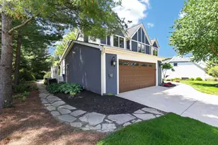 7690 Godfrey Cir, Reynoldsburg, OH 43068 - Photo 2