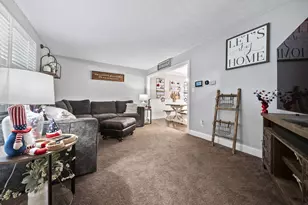 1738 Hickory Hill Dr, Columbus, OH 43228 - Photo 8