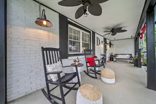 1738 Hickory Hill Dr, Columbus, OH 43228 - Photo 16