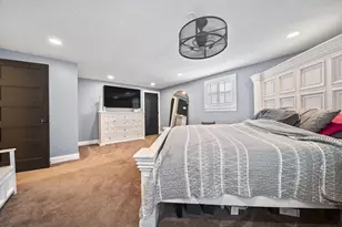 1738 Hickory Hill Dr, Columbus, OH 43228 - Photo 18