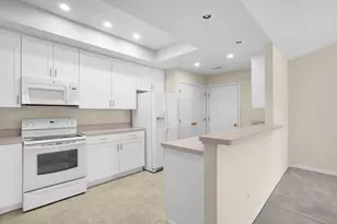 8039 Farm Crossing Cir, Powell, OH 43065 - Photo 18