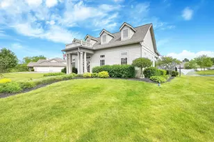 8039 Farm Crossing Cir, Powell, OH 43065 - Photo 10
