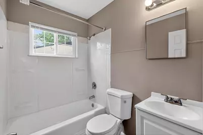 1519 Grovewood Drive, Columbus, OH 43207 - Photo 26