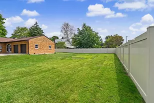 885 W Perry St, Bucyrus, OH 44820 - Photo 44