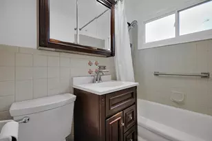 1674 Geraldine Ave, Columbus, OH 43219 - Photo 16