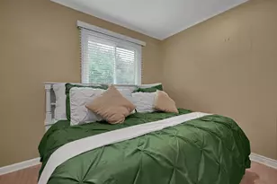 1674 Geraldine Ave, Columbus, OH 43219 - Photo 14