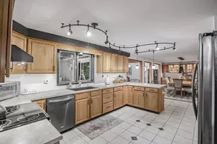 80 Lodge Ln, Sugar Grove, OH 43155 - Photo 18