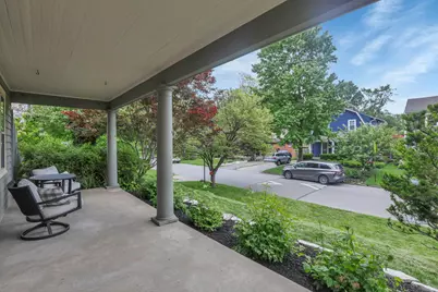 110 W Dunedin Road, Columbus, OH 43214 - Photo 4