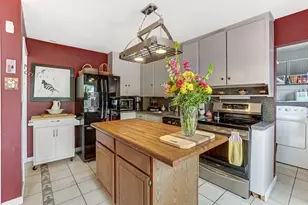 2418 Cranford Rd, Upper Arlington, OH 43221 - Photo 18