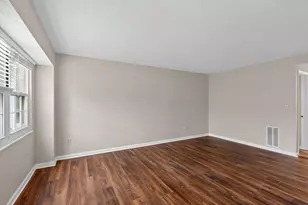 7894 Tuxford Ct, Columbus, OH 43085 - Photo 2
