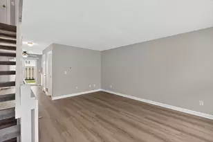 8183 Olde Richmond Ln, Westerville, OH 43081 - Photo 2