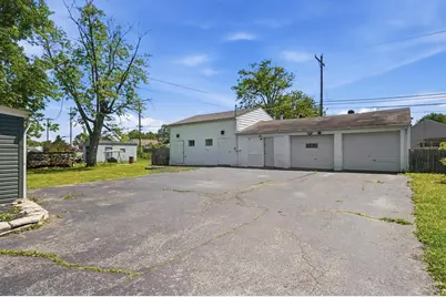 150 Lennox Avenue, Columbus, OH 43228 - Photo 40
