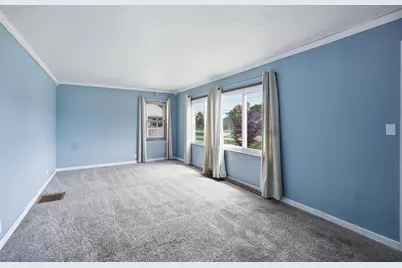 708 Portland Way N, Galion, OH 44833 - Photo 2