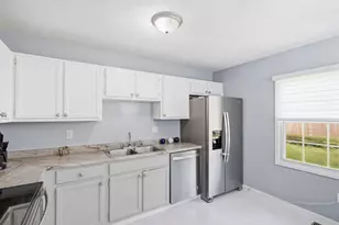 4145 Oldentime Ct, Columbus, OH 43207 - Photo 8