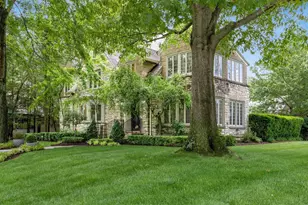 1920 Edgemont Rd, Upper Arlington, OH 43212 - Photo 2