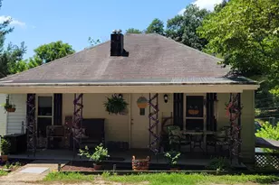 685 N Walnut St, Logan, OH 43138 - Photo 1
