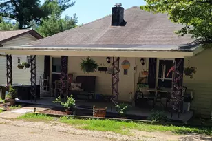 685 N Walnut St, Logan, OH 43138 - Photo 2